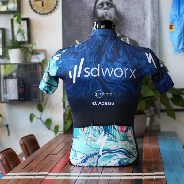 Amy pieters sdworx shirt design